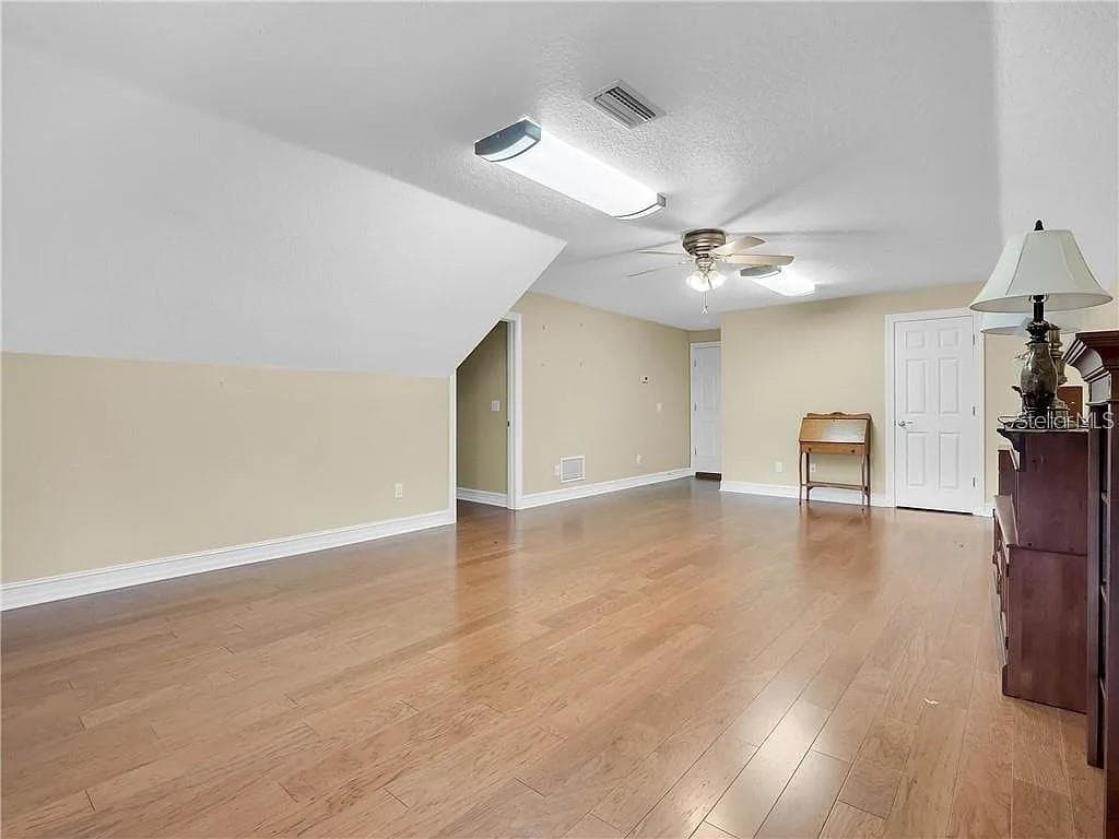 Single Family Residence at 2660 WINNEMISSETT OAKS DR, DELAND, photo 31 of 57