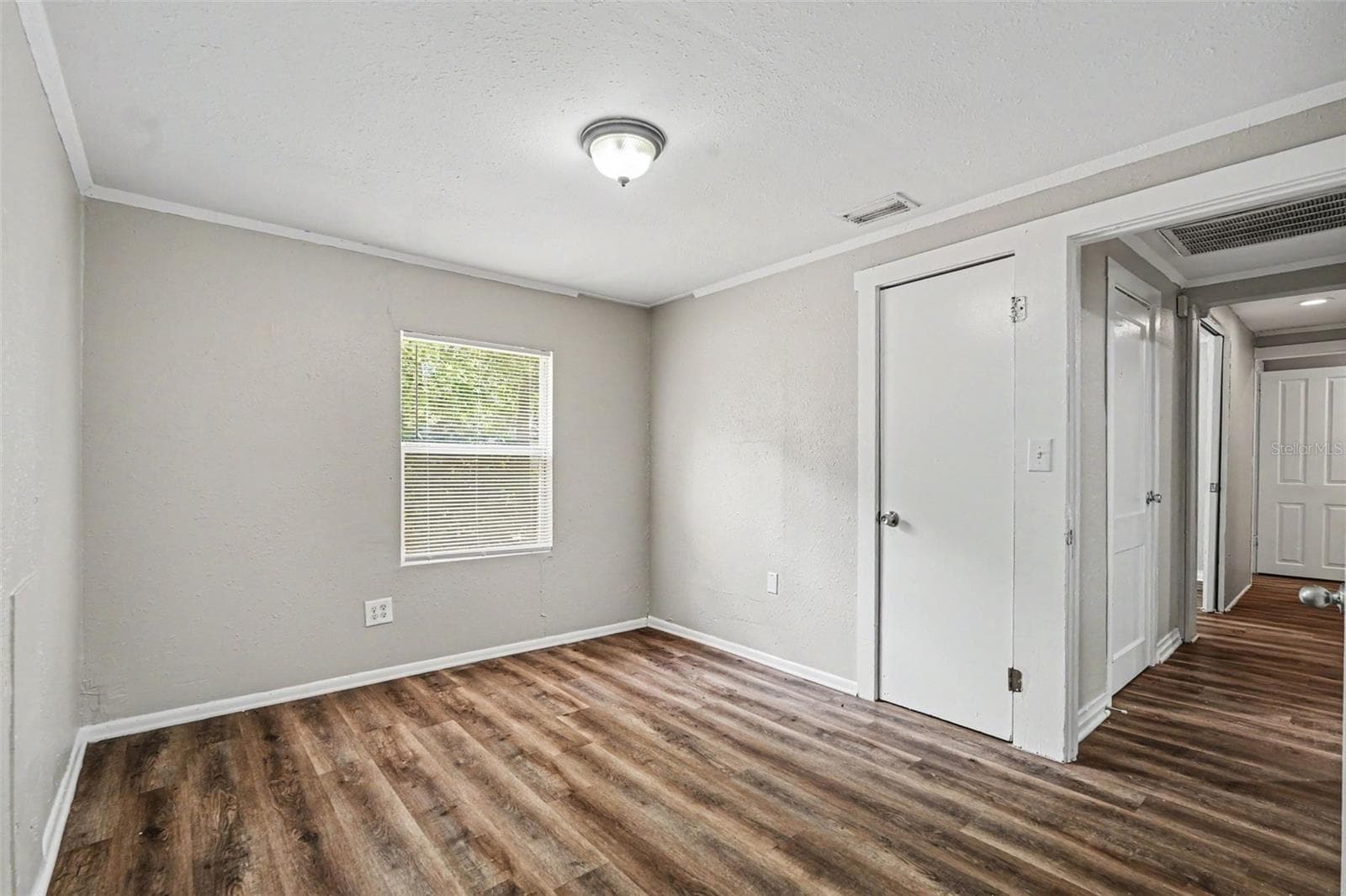 Single Family Residence at 828 E 145TH AVE, TAMPA, photo 14 of 21