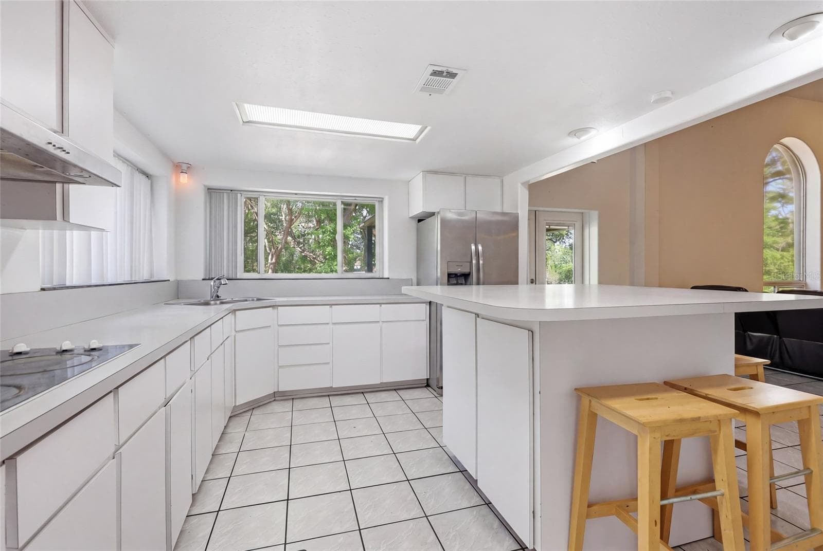 Single Family Residence at 401 SE FALCON RD, BRANFORD, photo 27 of 76