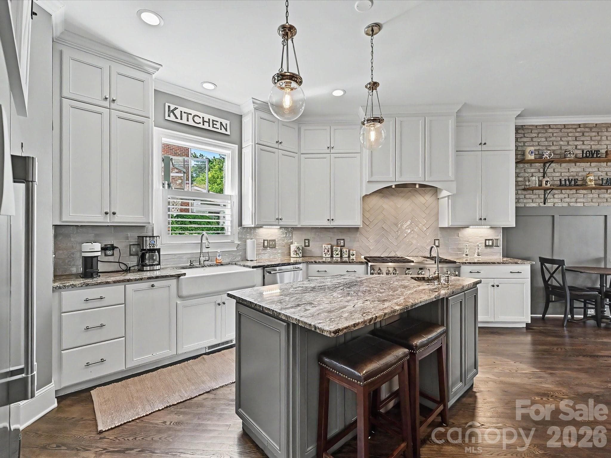 Single Family Residence at Cornelius, photo 4 of 52