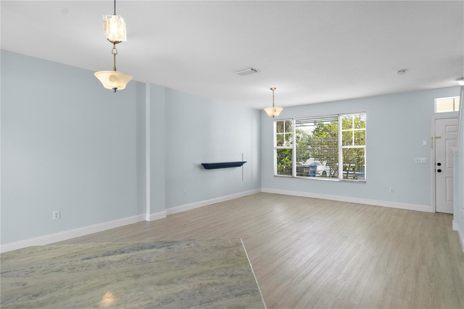 Townhouse at 12294 COUNTRY WHITE CIR, TAMPA, photo 5 of 21