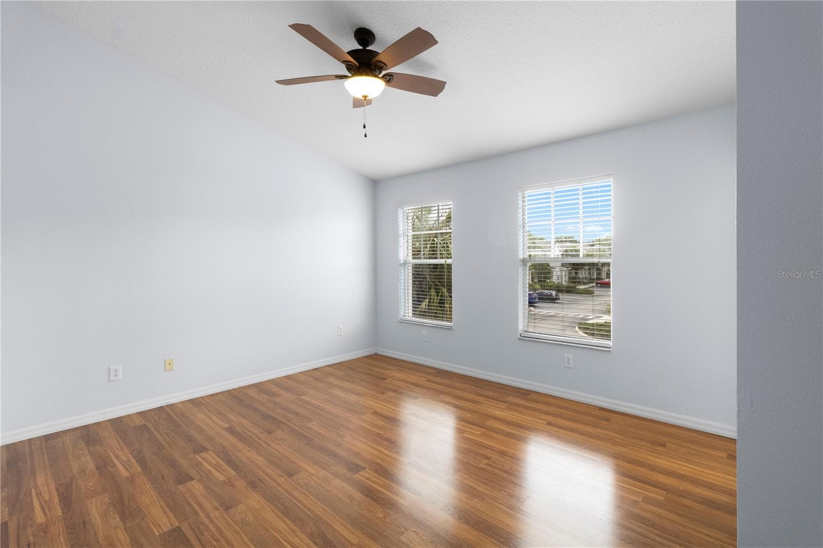Townhouse at 12294 COUNTRY WHITE CIR, TAMPA, photo 11 of 21