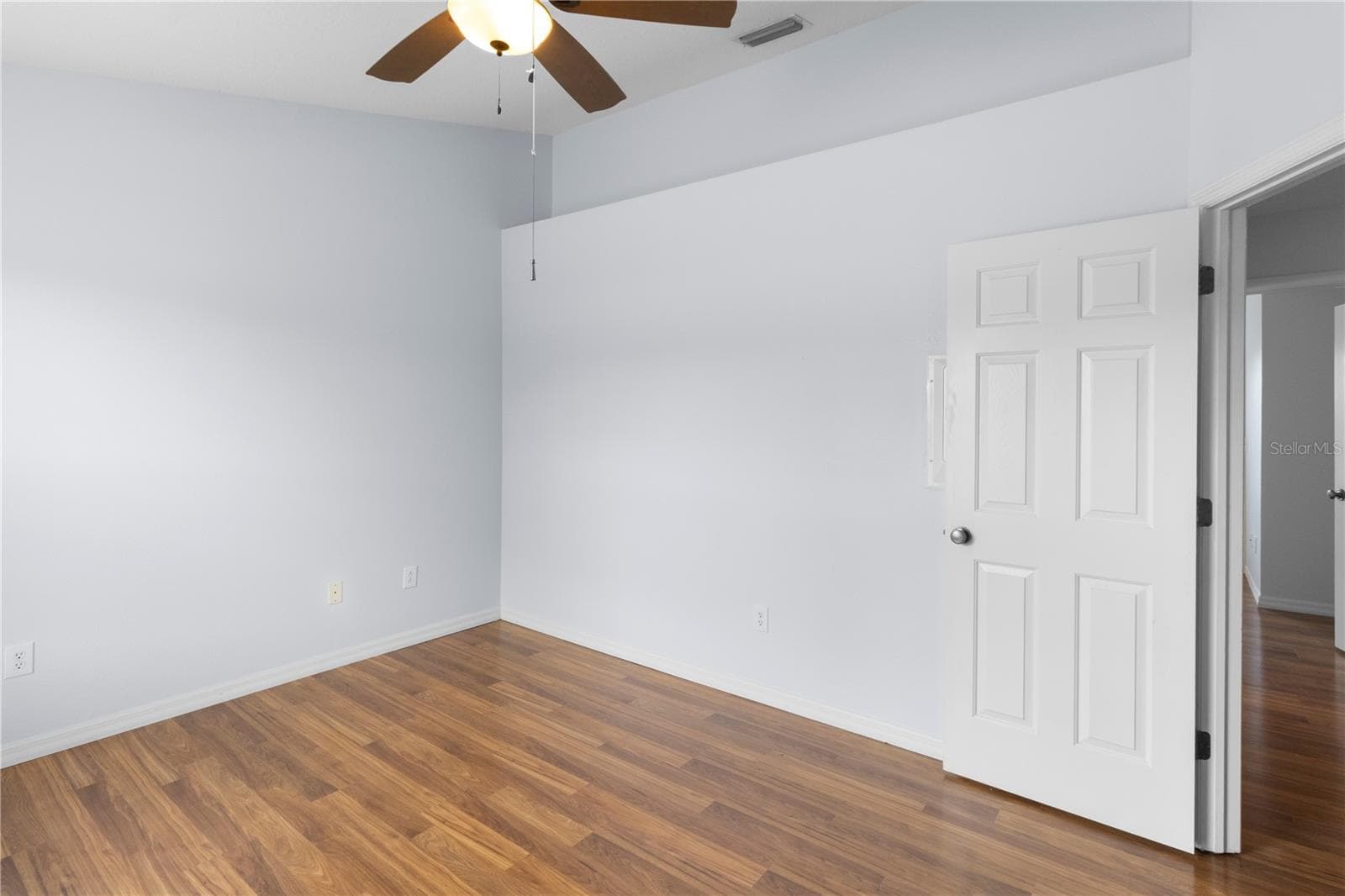 Townhouse at 12294 COUNTRY WHITE CIR, TAMPA, photo 17 of 21
