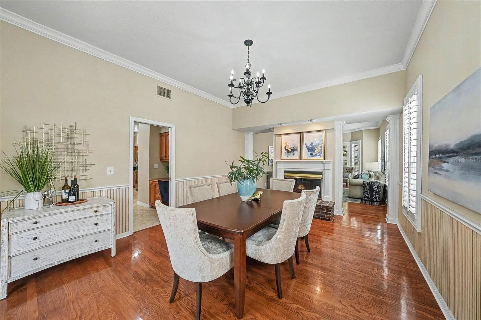 Single Family Residence at 833 MARCO DR NE, ST PETERSBURG, photo 11 of 51