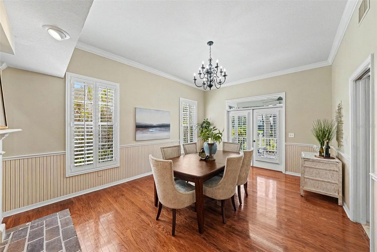 Single Family Residence at 833 MARCO DR NE, ST PETERSBURG, photo 13 of 51