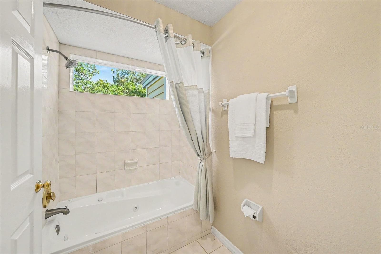Single Family Residence at 833 MARCO DR NE, ST PETERSBURG, photo 35 of 51