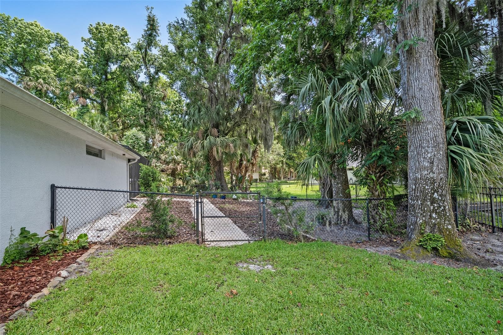 Single Family Residence at 10 COTTON MILL CT, ORMOND BEACH, photo 11 of 54