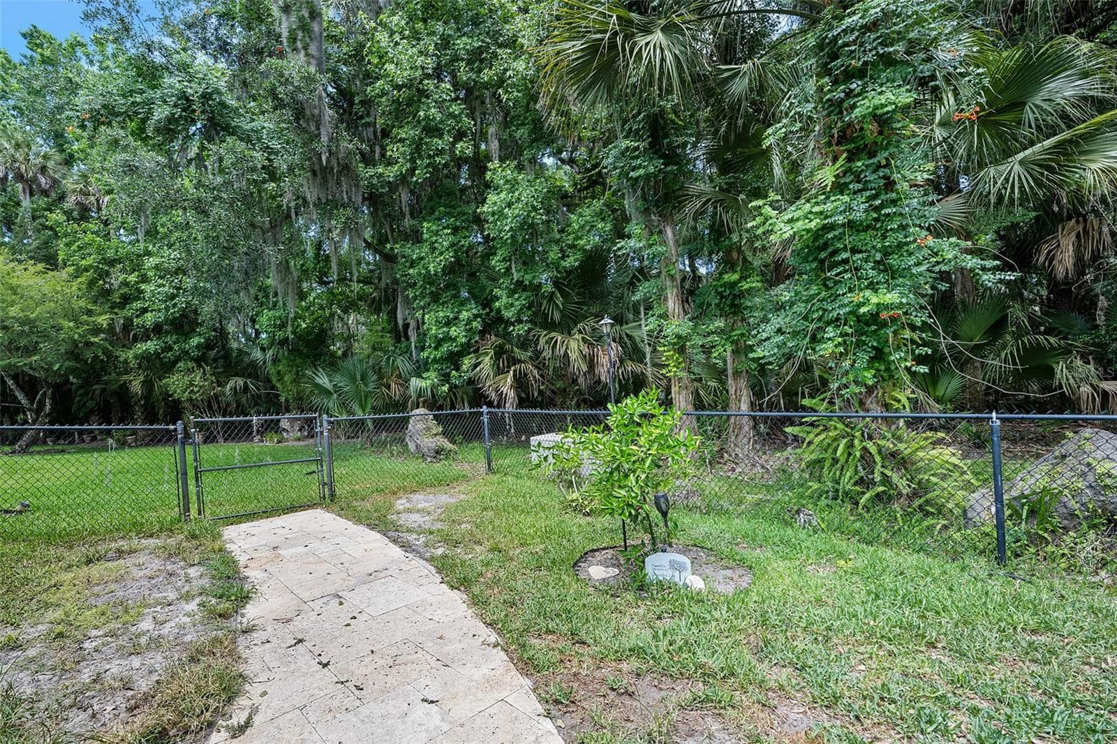 Single Family Residence at 10 COTTON MILL CT, ORMOND BEACH, photo 52 of 54