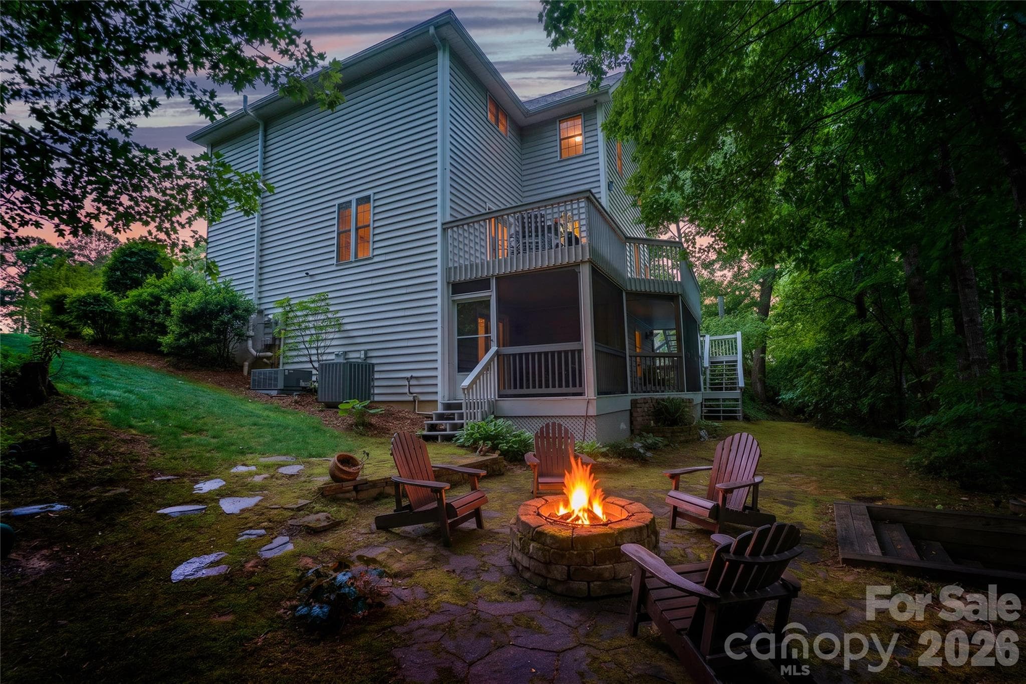 Single Family Residence at 100 Welwyn Lane, Asheville, photo 2 of 46