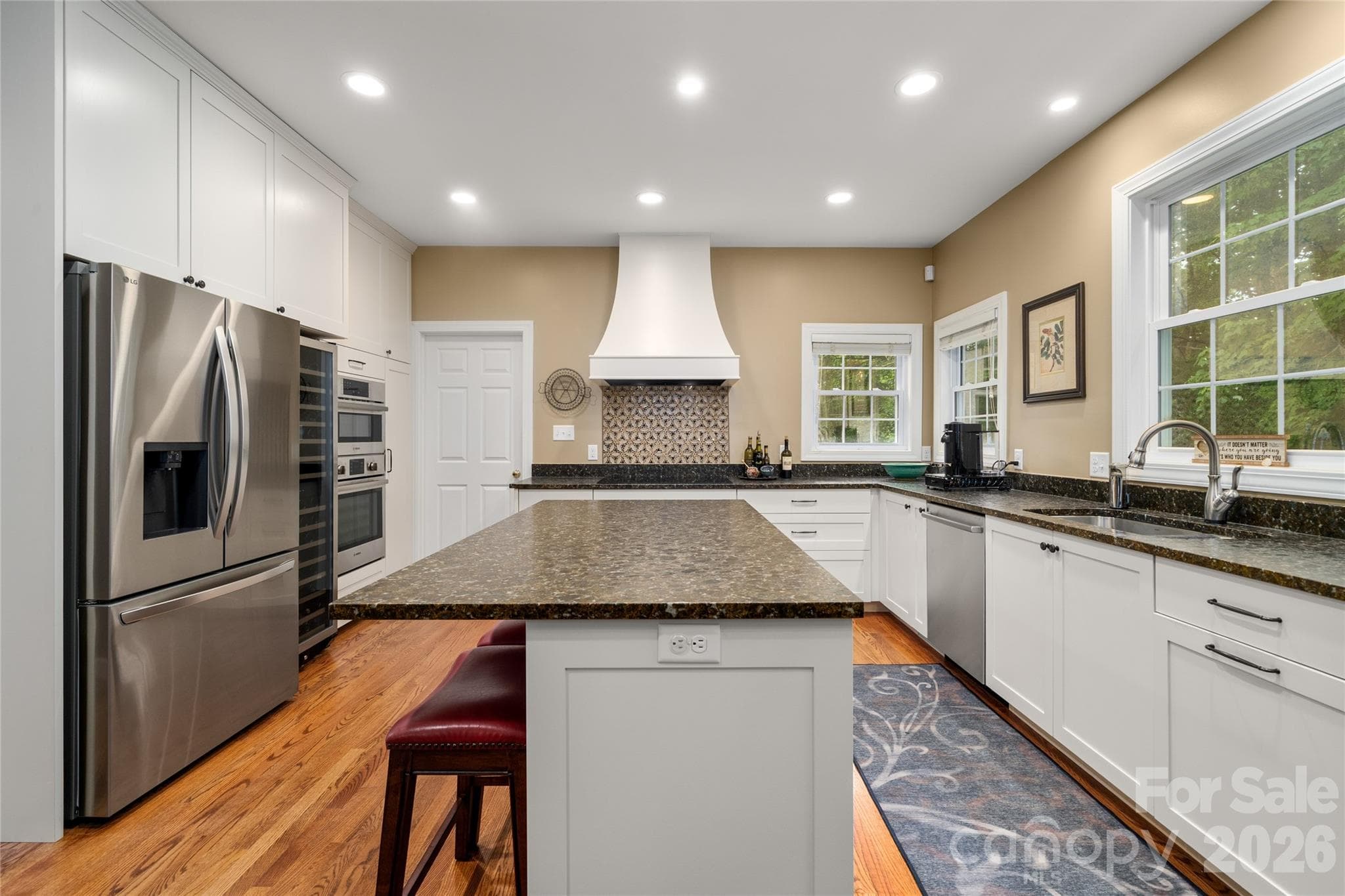 Single Family Residence at 100 Welwyn Lane, Asheville, photo 3 of 46