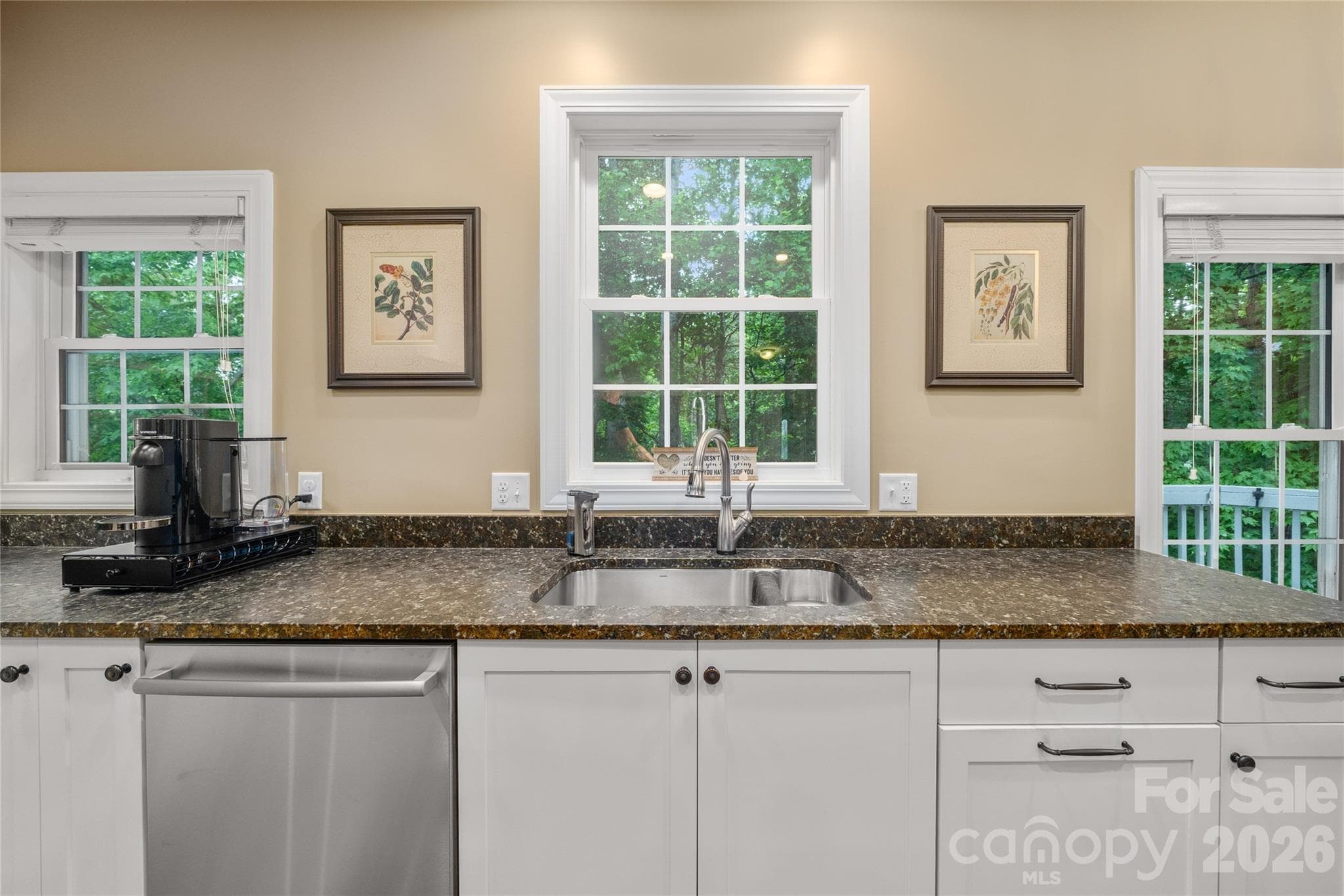 Single Family Residence at 100 Welwyn Lane, Asheville, photo 12 of 46