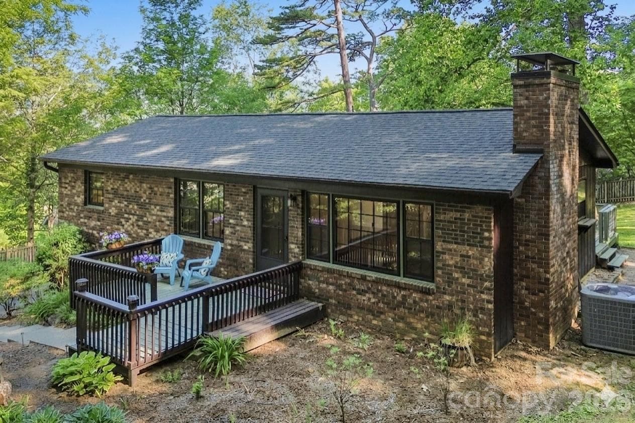 Welcome to 38 Nixon Terrace! And check out that new roof AND new HVAC! - 38 Nixon Terrace, Asheville