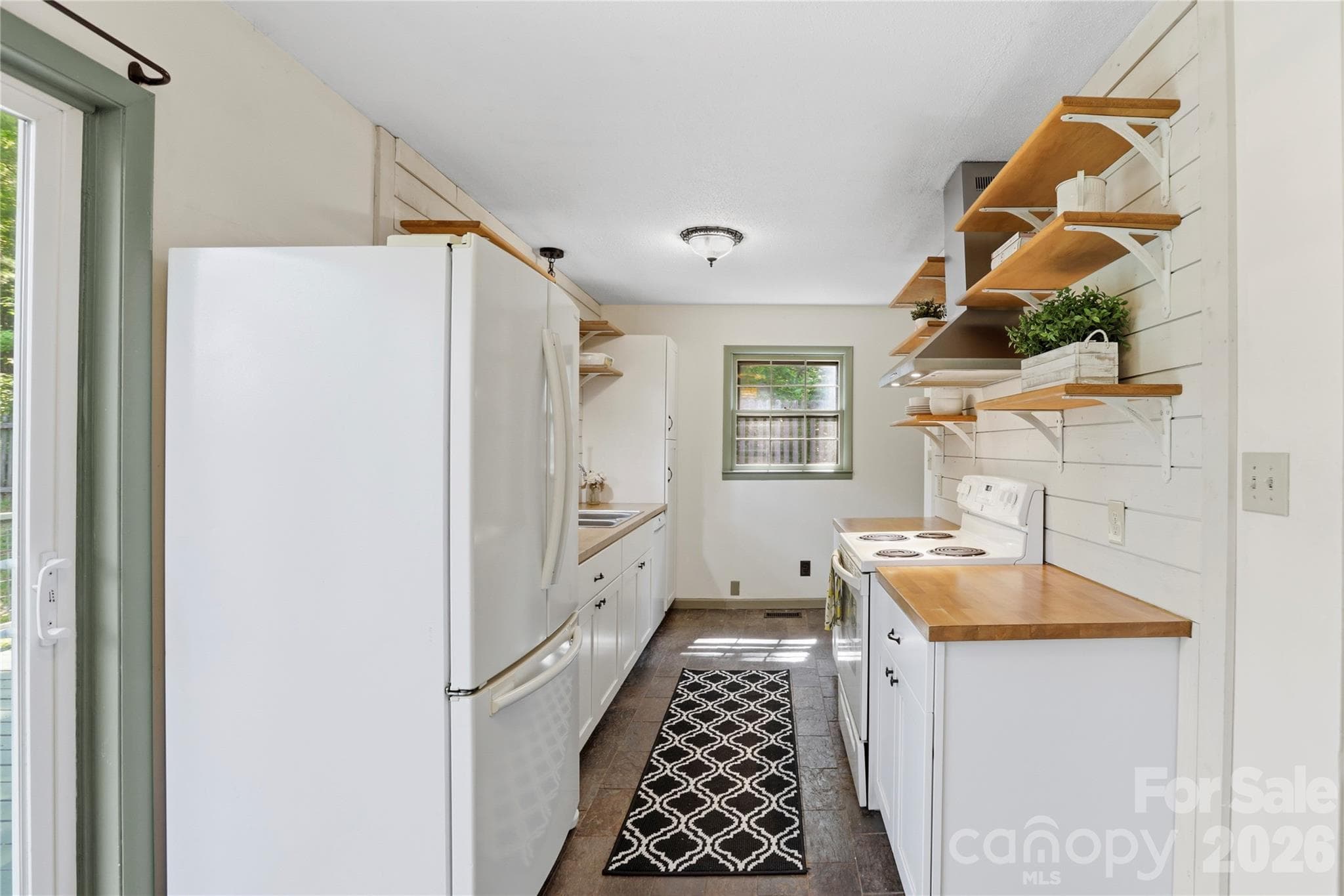 Single Family Residence at 38 Nixon Terrace, Asheville, photo 14 of 48
