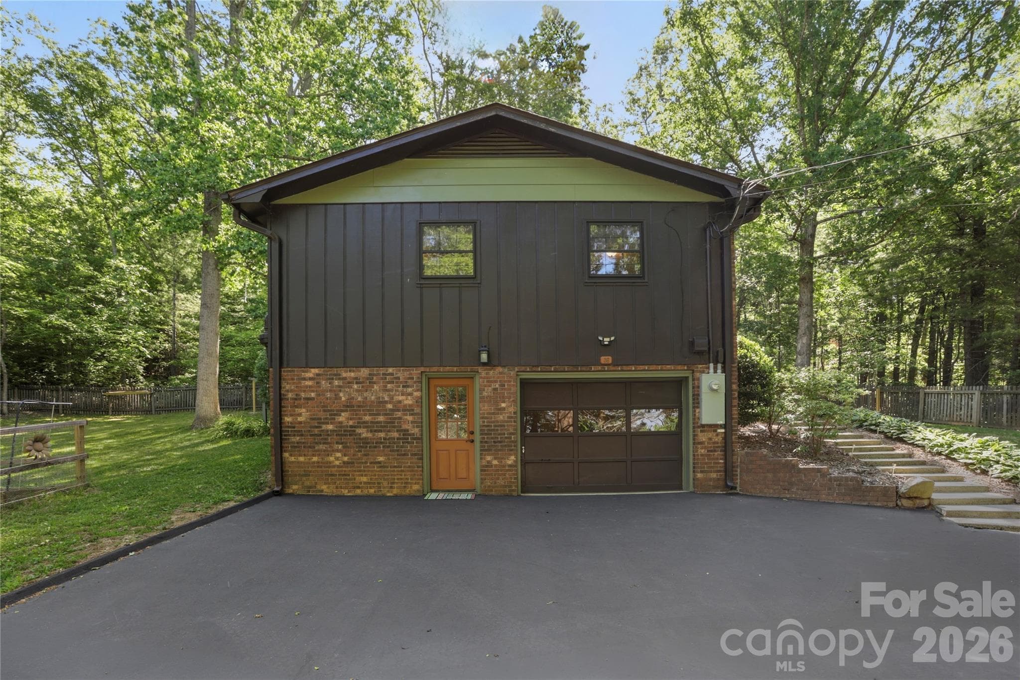 Single Family Residence at 38 Nixon Terrace, Asheville, photo 39 of 48