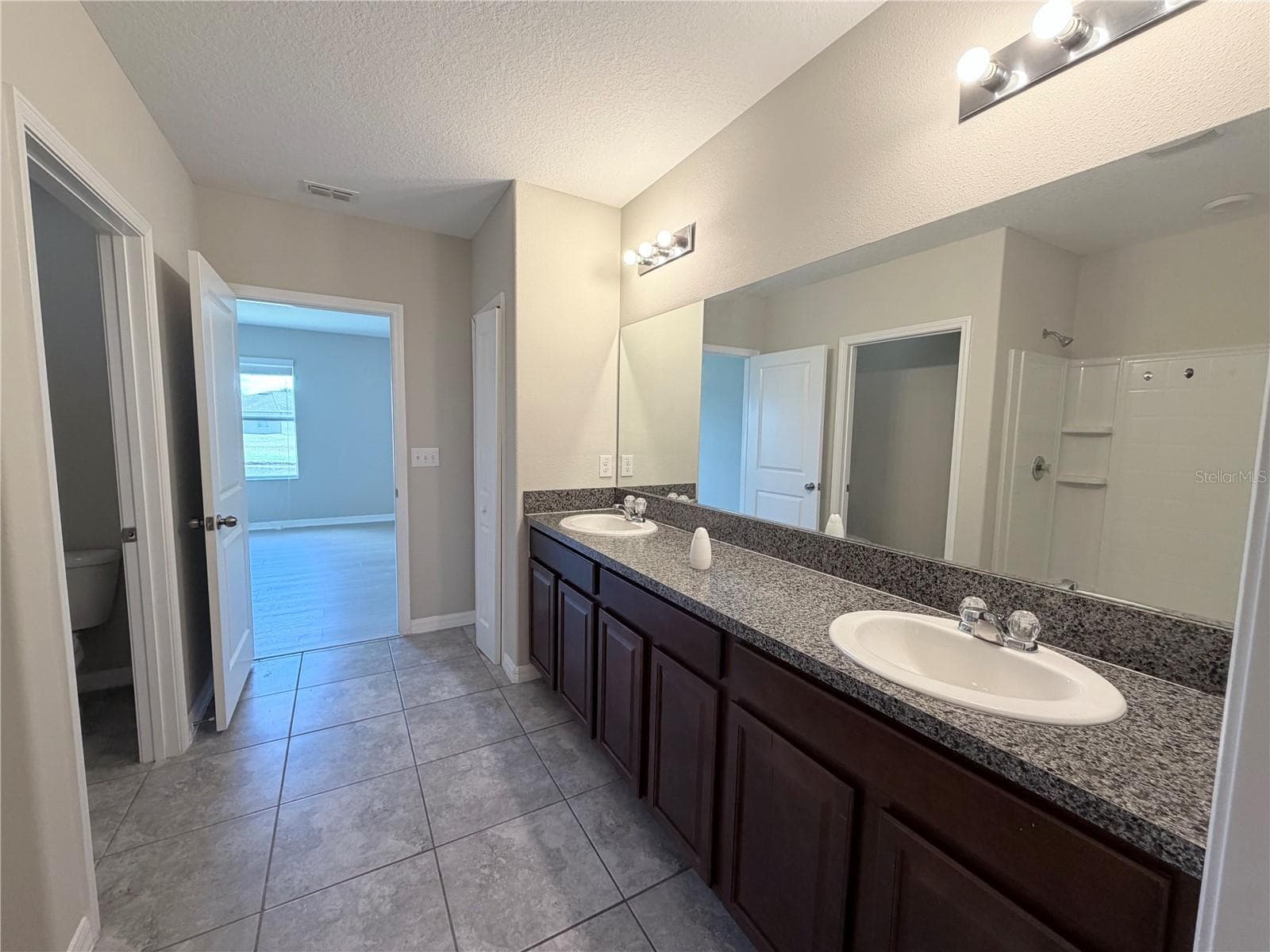 Single Family Residence at 10013 CRESTED FRINGE DR, RIVERVIEW, photo 16 of 25