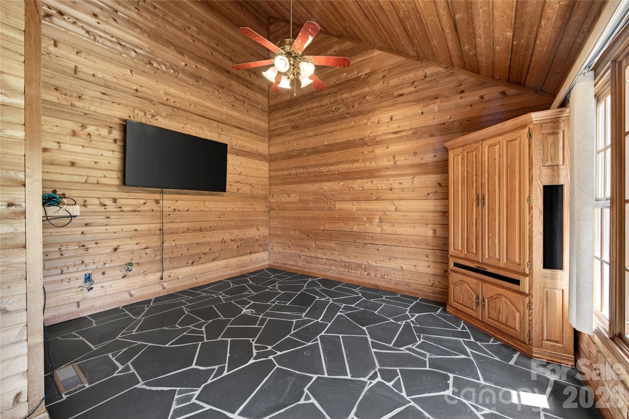 Single Family Residence at 40659 Ridenhour Road, Richfield, photo 11 of 22
