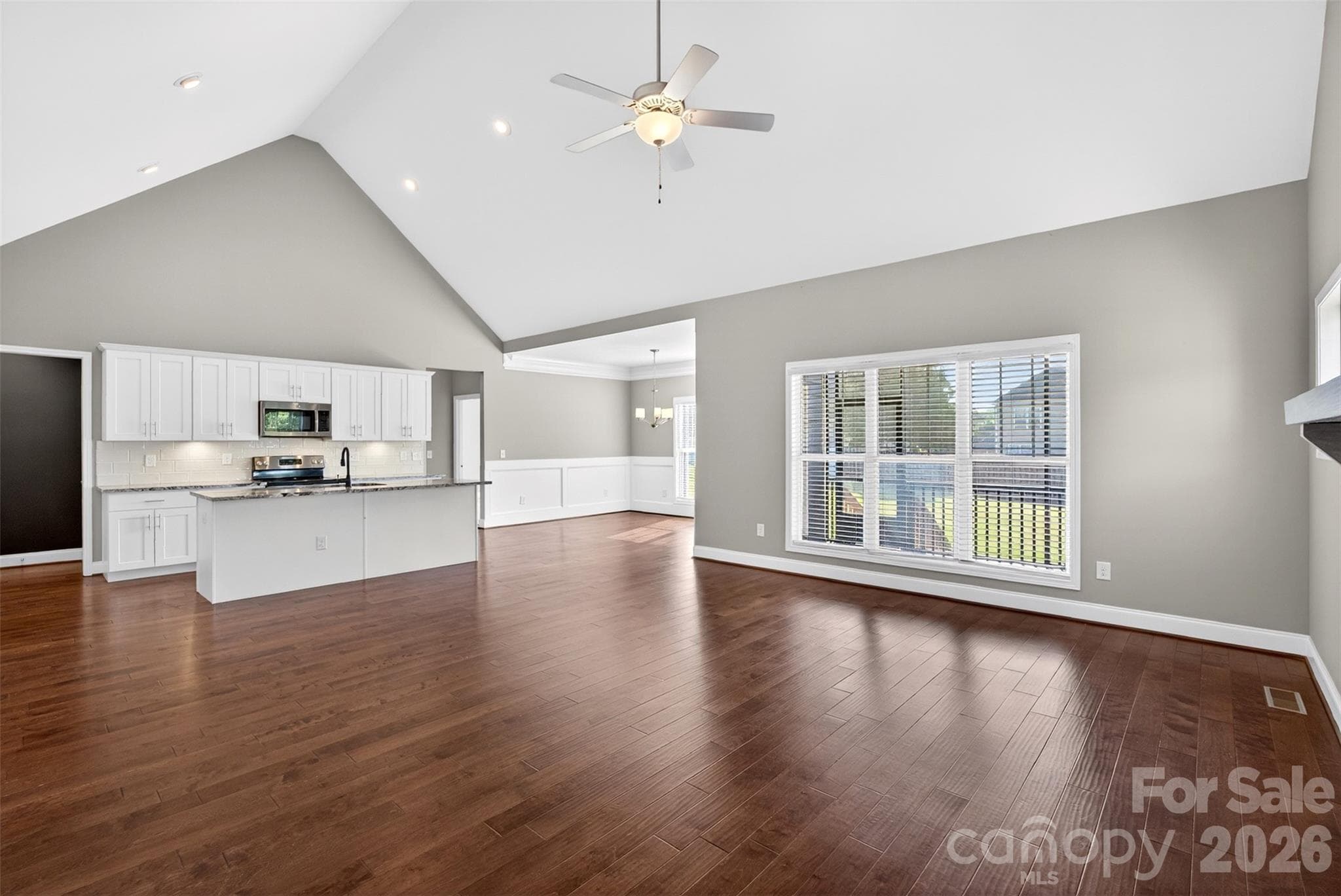 Single Family Residence at Moore, photo 10 of 46