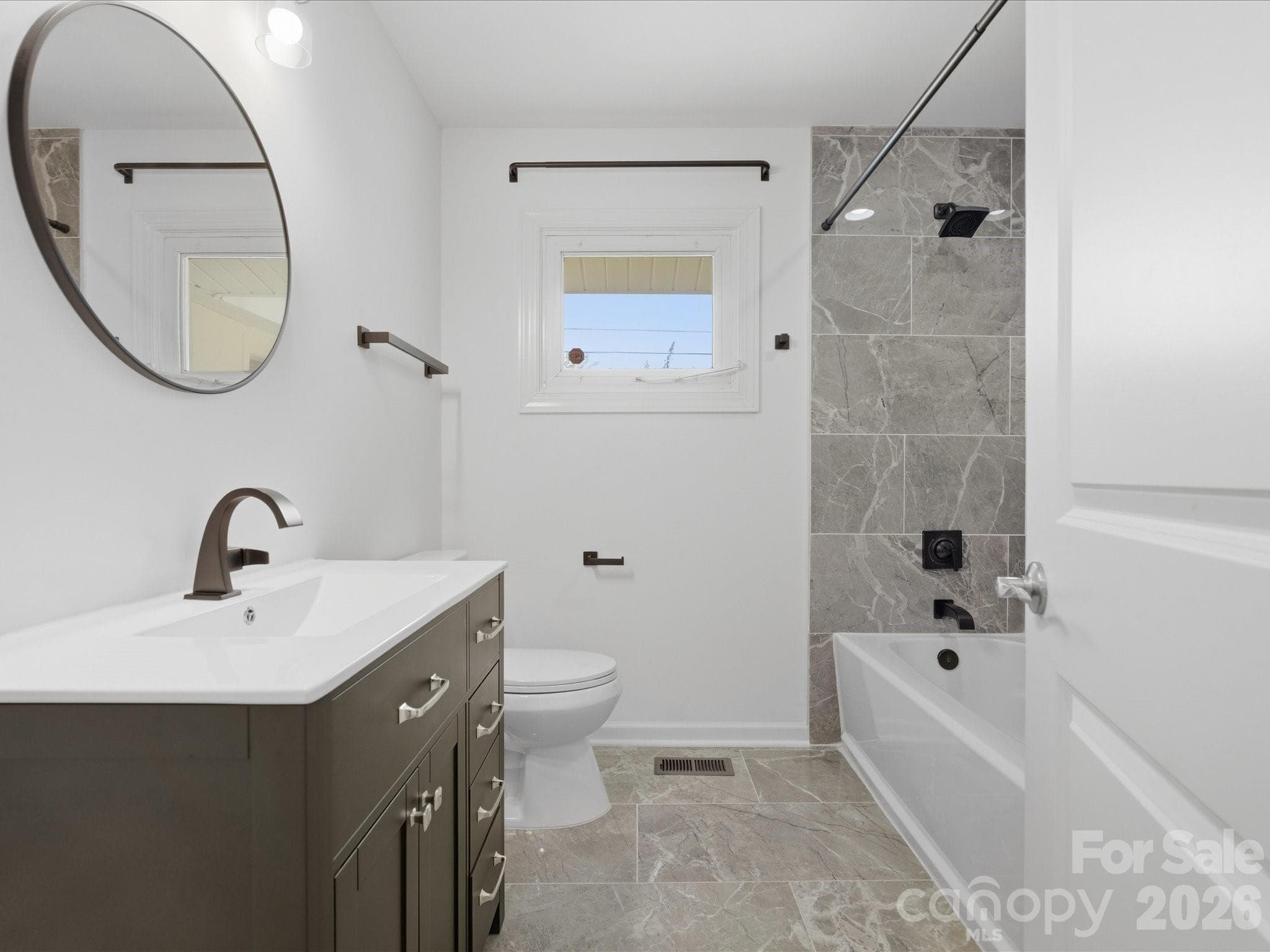 Hall Bathroom - 3633 Rosehaven Drive, Charlotte