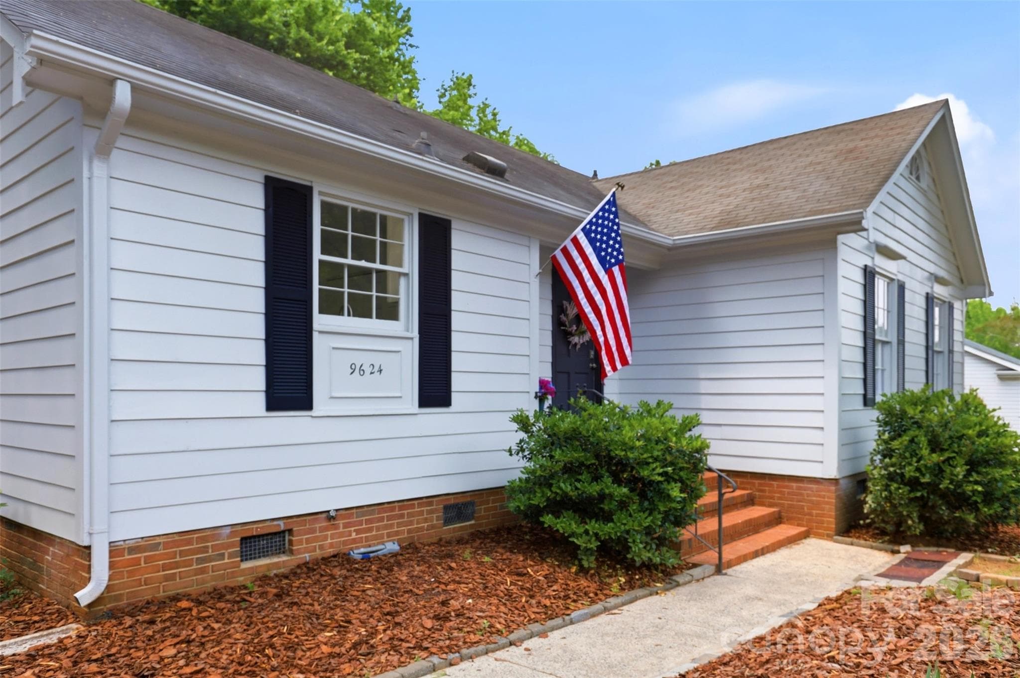 Welcome to this move in ready ranch! - 9624 Central Drive, Mint Hill