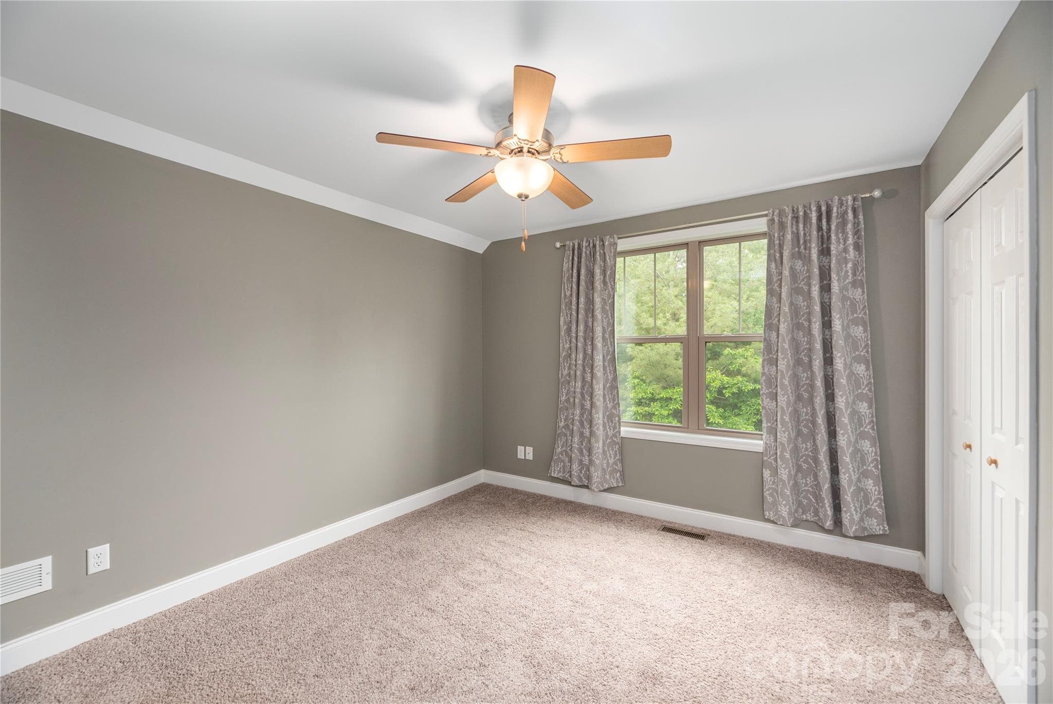 2nd Bedroom Upper level - 5 Declan Drive, Weaverville
