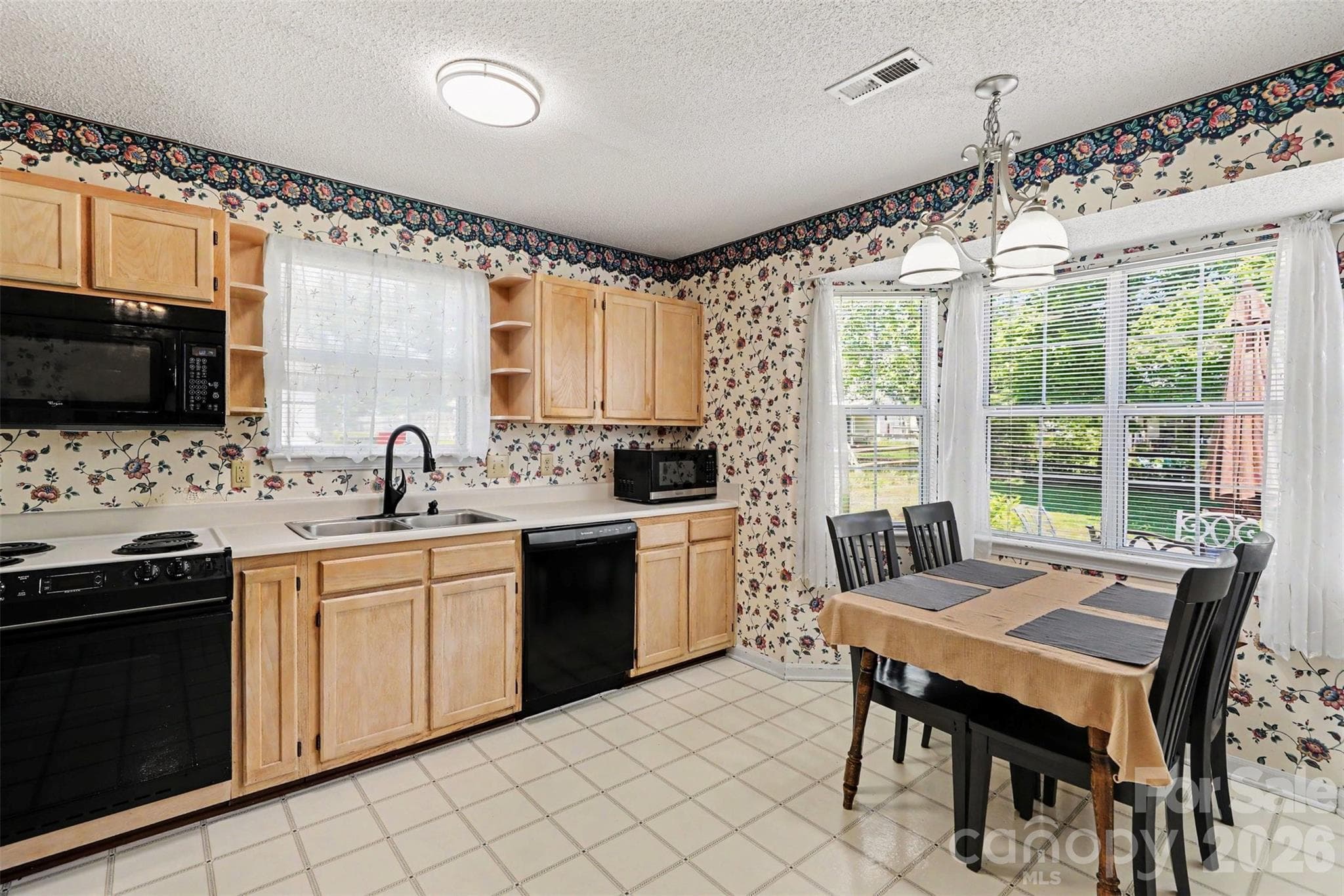 Single Family Residence at Indian Trail, photo 8 of 44