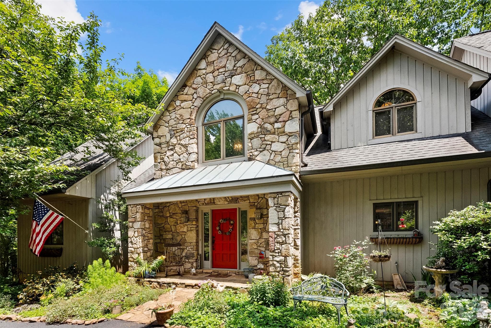 Single Family Residence at Gastonia, photo 2 of 50
