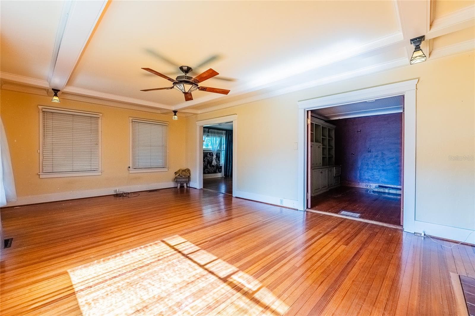 Single Family Residence at 116 S LAKESHORE BLVD, LAKE WALES, photo 9 of 53