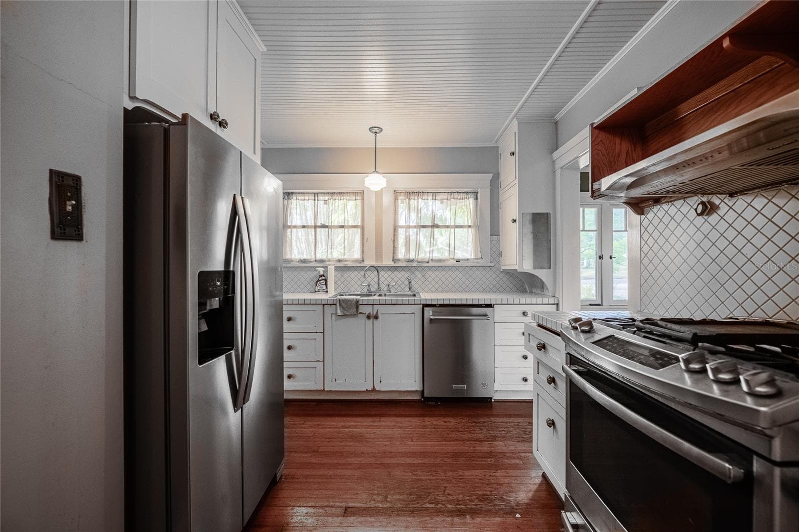 Single Family Residence at 116 S LAKESHORE BLVD, LAKE WALES, photo 10 of 53