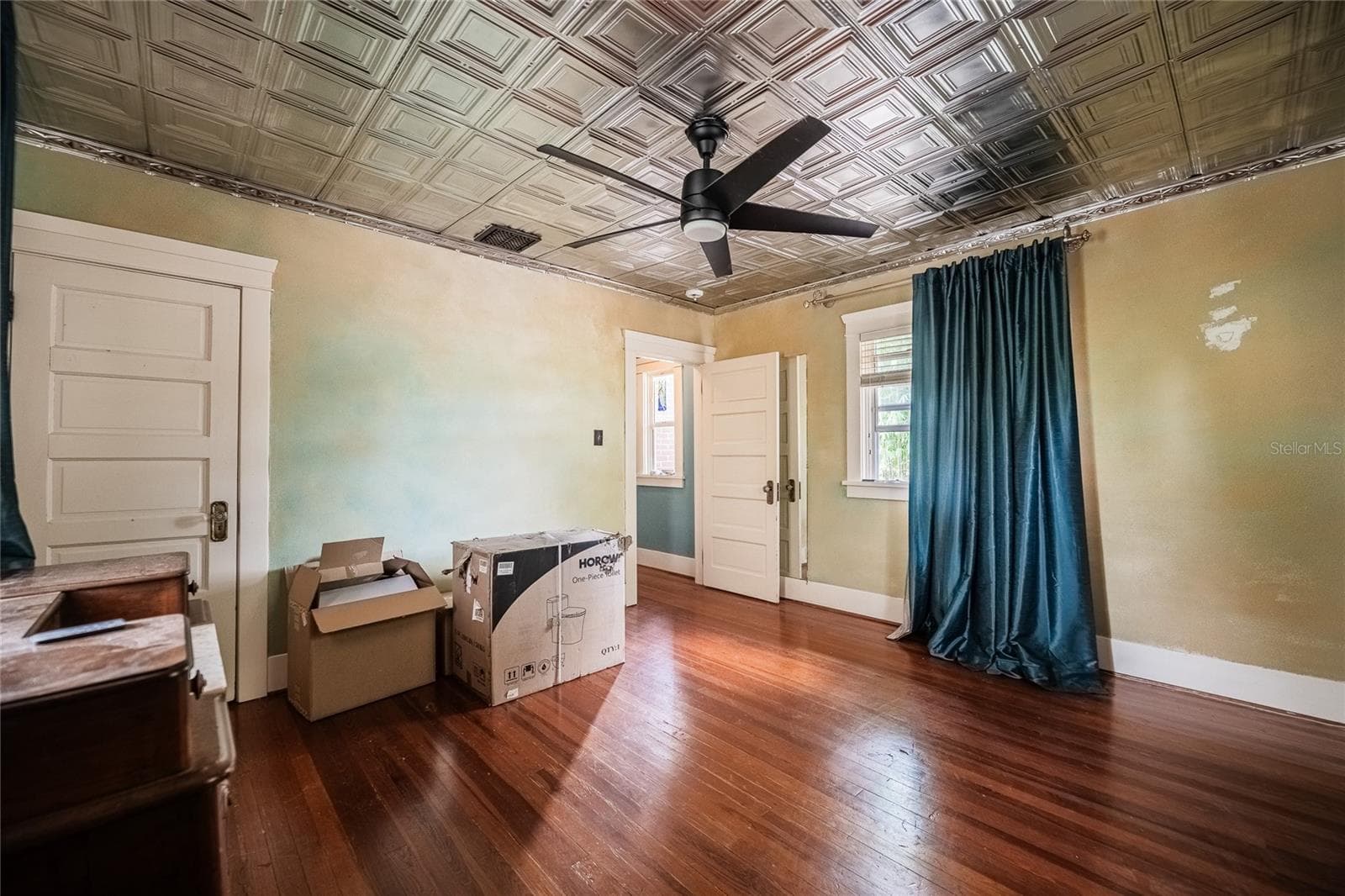 Single Family Residence at 116 S LAKESHORE BLVD, LAKE WALES, photo 25 of 53