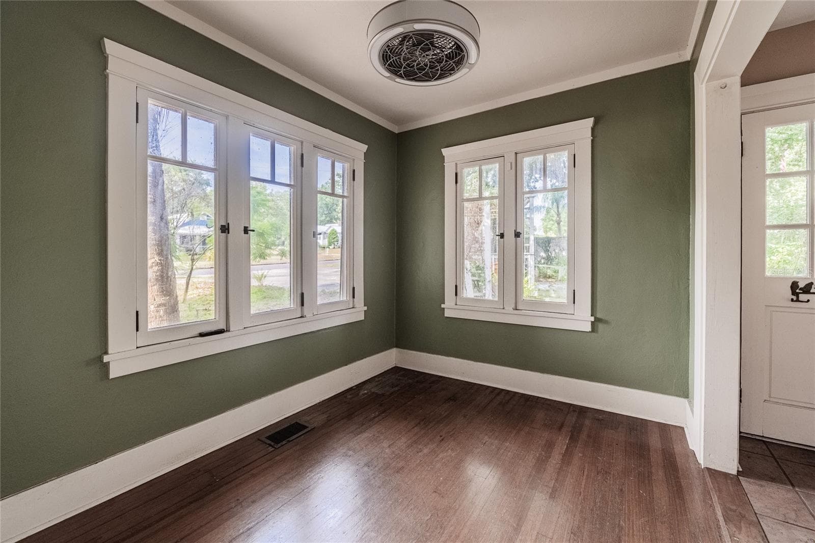 Single Family Residence at 116 S LAKESHORE BLVD, LAKE WALES, photo 28 of 53