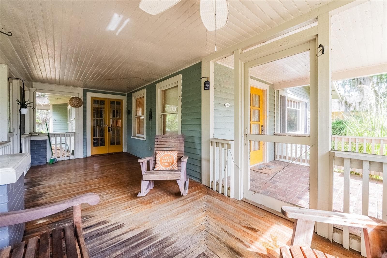 Single Family Residence at 116 S LAKESHORE BLVD, LAKE WALES, photo 36 of 53
