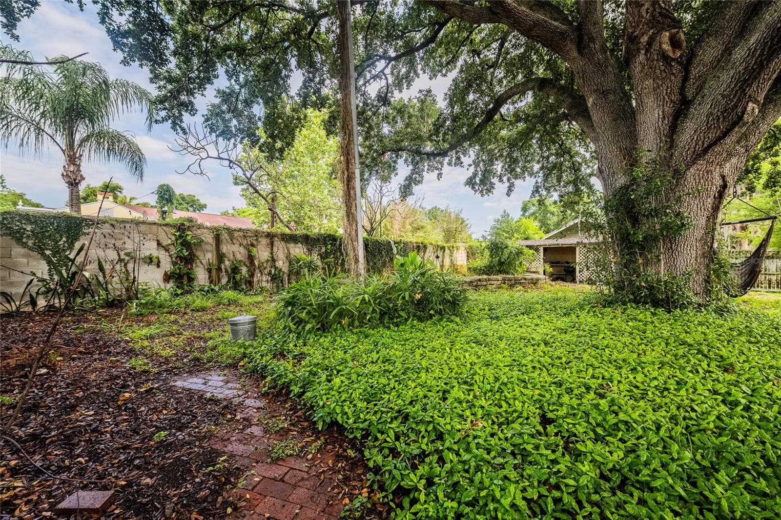 Single Family Residence at 116 S LAKESHORE BLVD, LAKE WALES, photo 47 of 53
