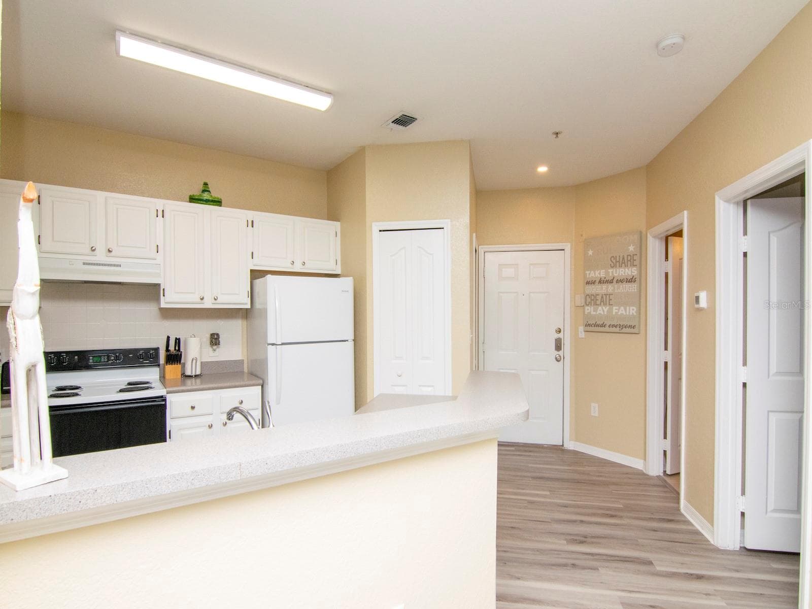 Kitchen - 5815 LEGACY CRESCENT PL #202, RIVERVIEW