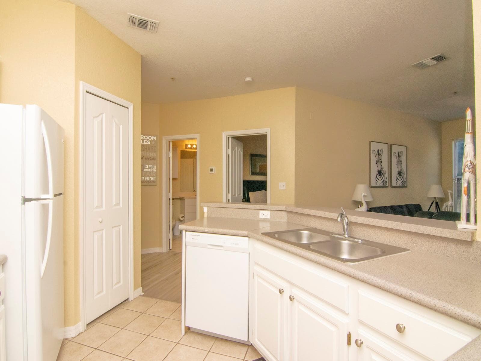 Kitchen - 5815 LEGACY CRESCENT PL #202, RIVERVIEW