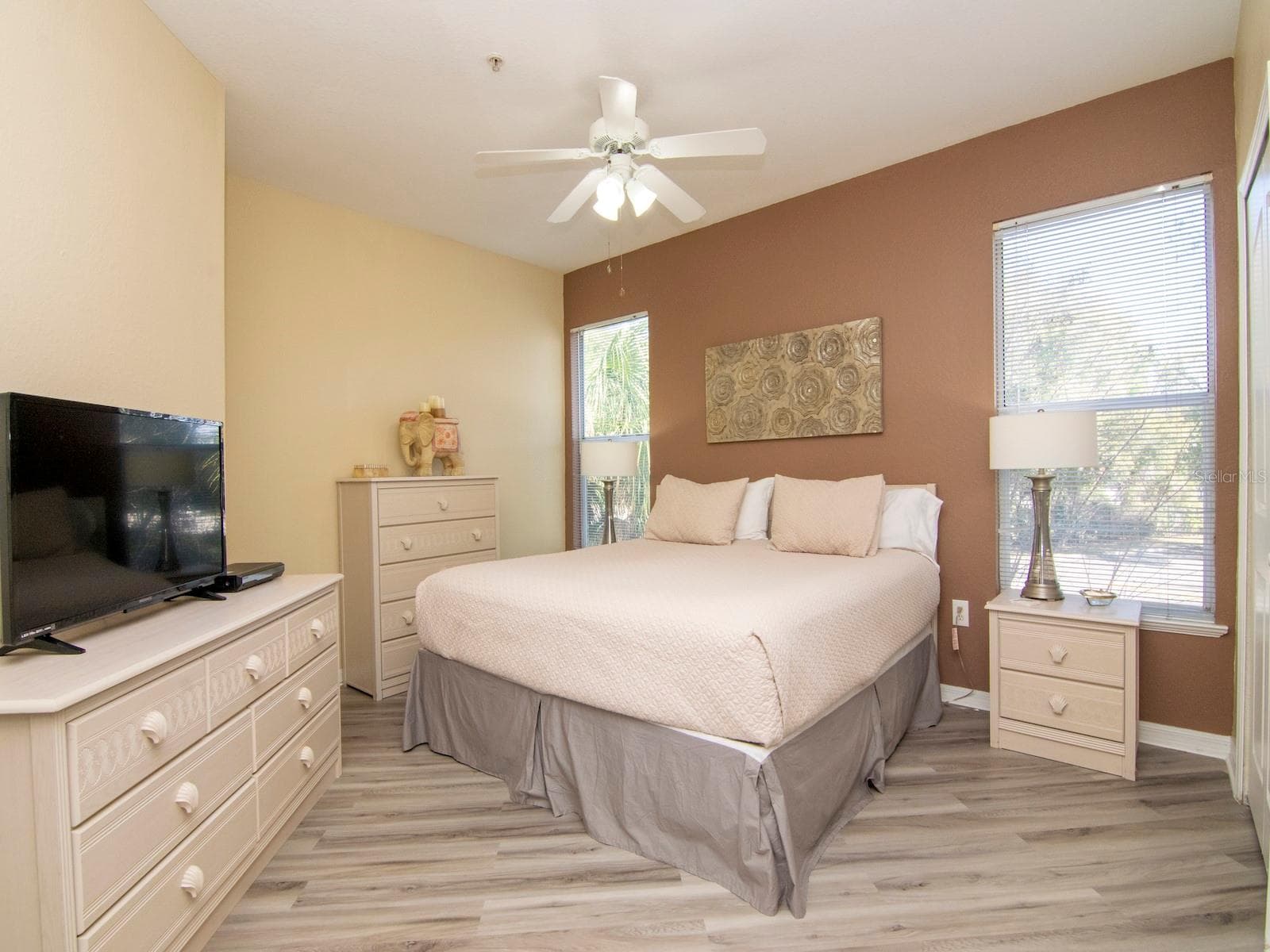 Primary Bedroom with Walk-in Closet and Ensuite - 5815 LEGACY CRESCENT PL #202, RIVERVIEW