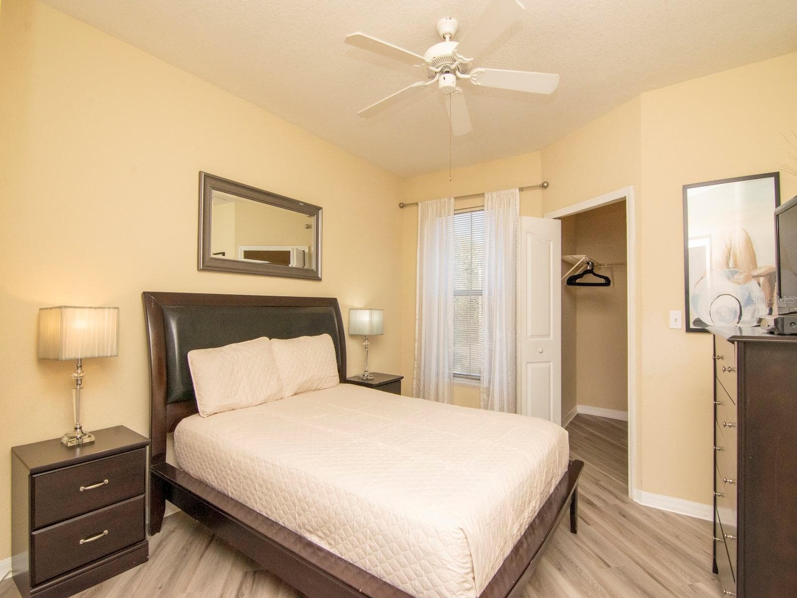 2nd Bedroom w/ Walk Closet and Direct Access to 2nd Full Bathroom - 5815 LEGACY CRESCENT PL #202, RIVERVIEW