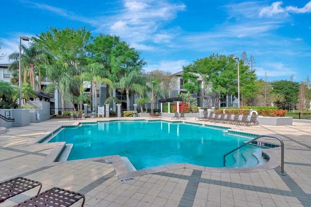 Primary Pool Area behind Clubhouse - 5815 LEGACY CRESCENT PL #202, RIVERVIEW