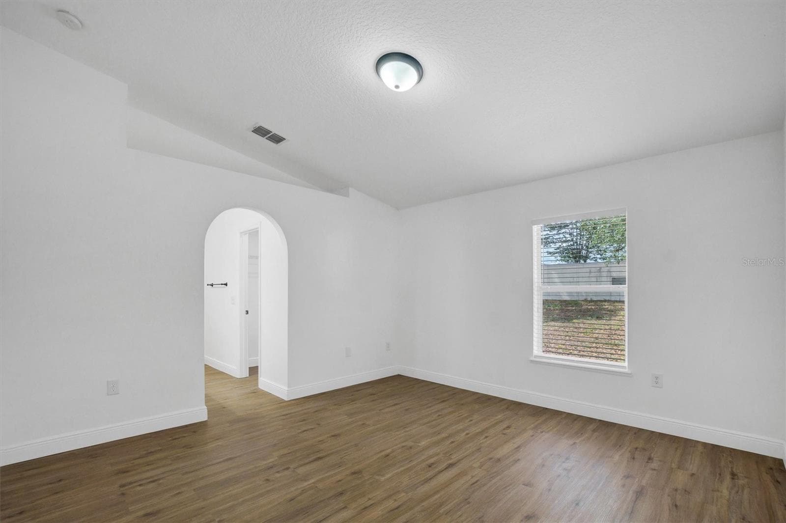 Primary Bedroom-Alternate View - 140 MILESTONE DR, HAINES CITY