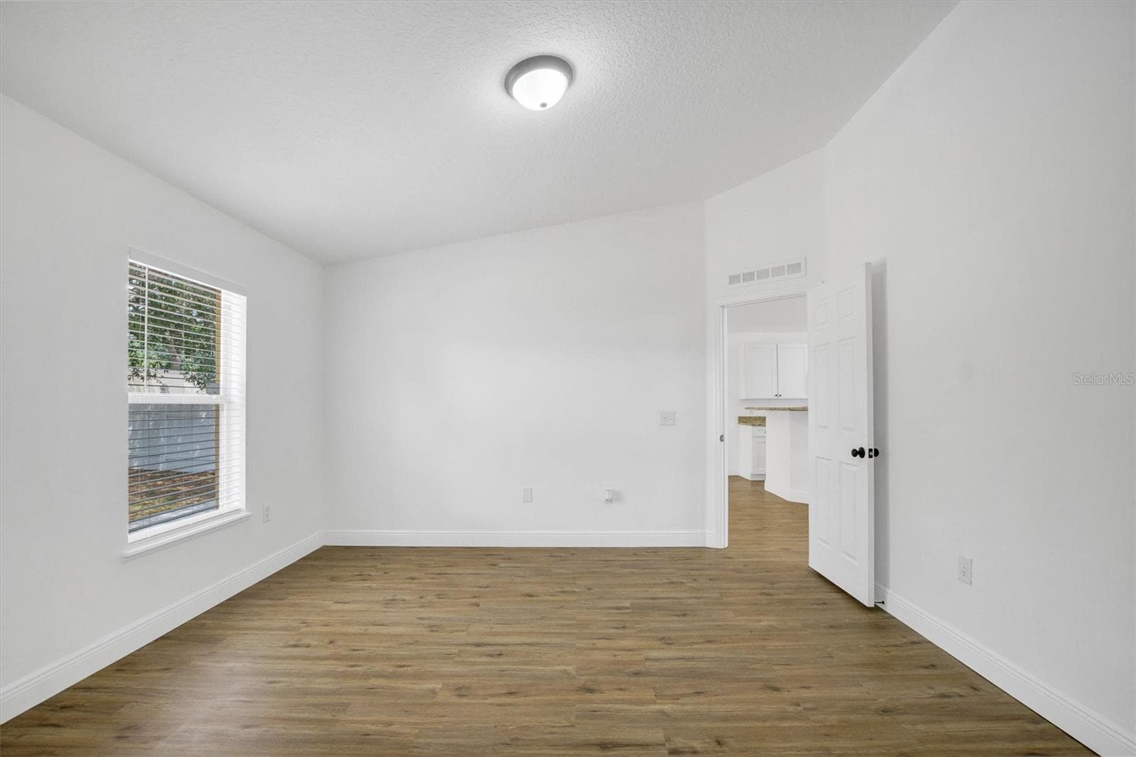 Primary Bedroom-Alternate View - 140 MILESTONE DR, HAINES CITY