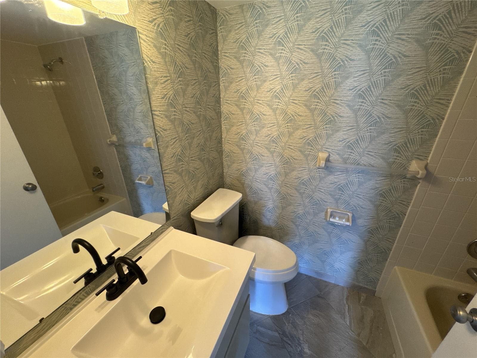 BATH 2 - 3600 BAL HARBOR BLVD #1G, PUNTA GORDA