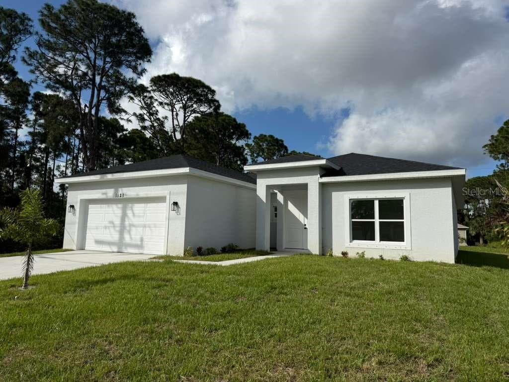 1121 COGAN DR SE