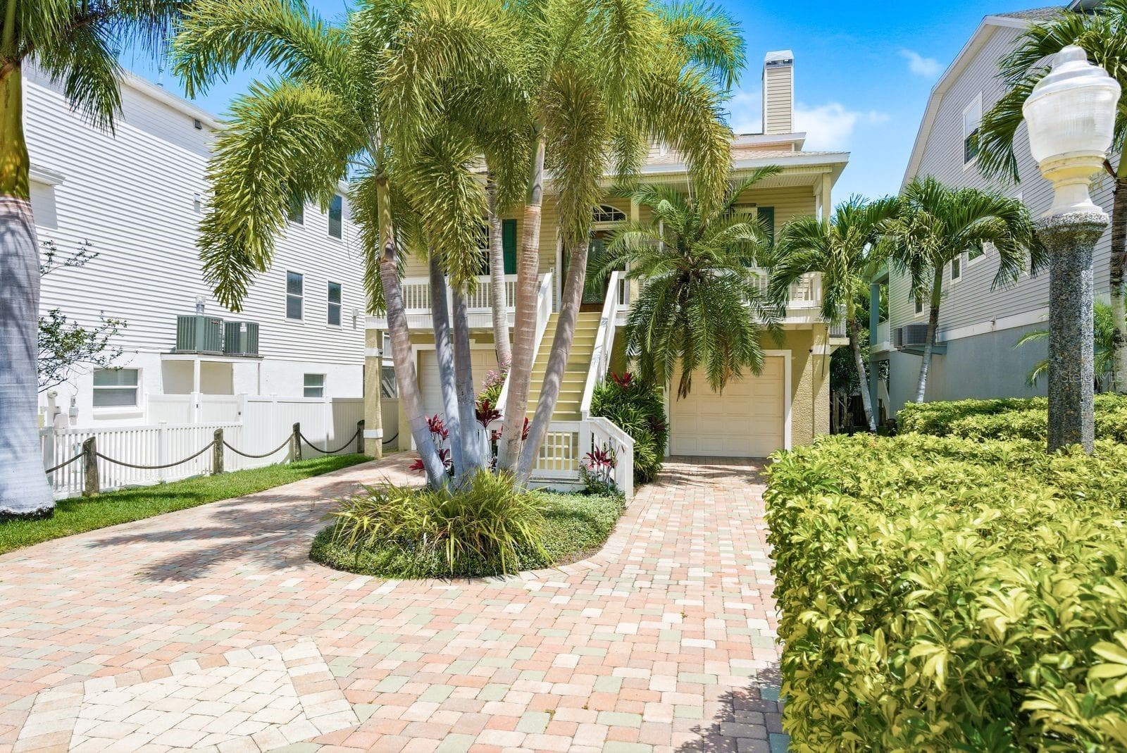 Front Exterior - 503 PALM AVE, PALM HARBOR