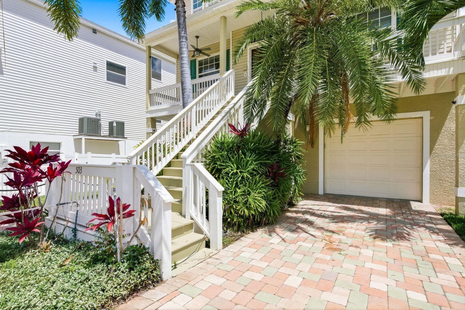 Staircase - 503 PALM AVE, PALM HARBOR