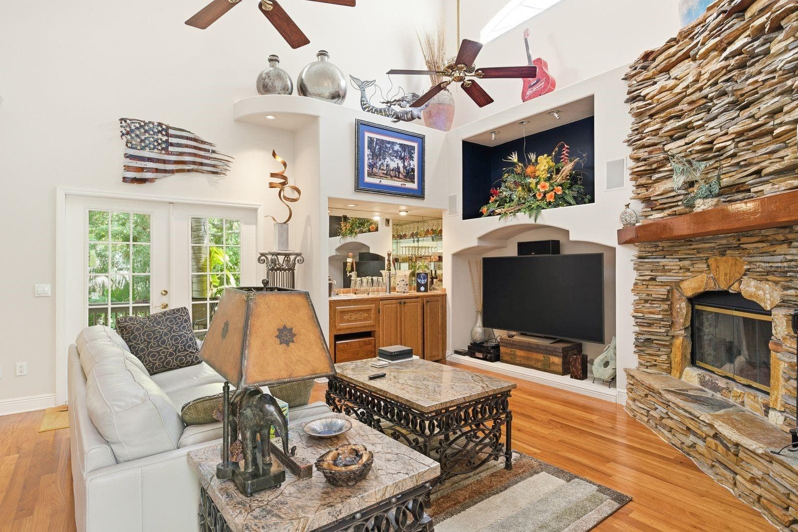 Living Room - 503 PALM AVE, PALM HARBOR
