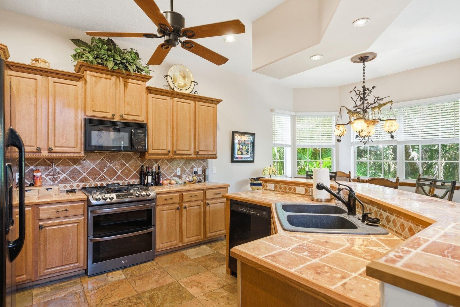 Kitchen - 503 PALM AVE, PALM HARBOR