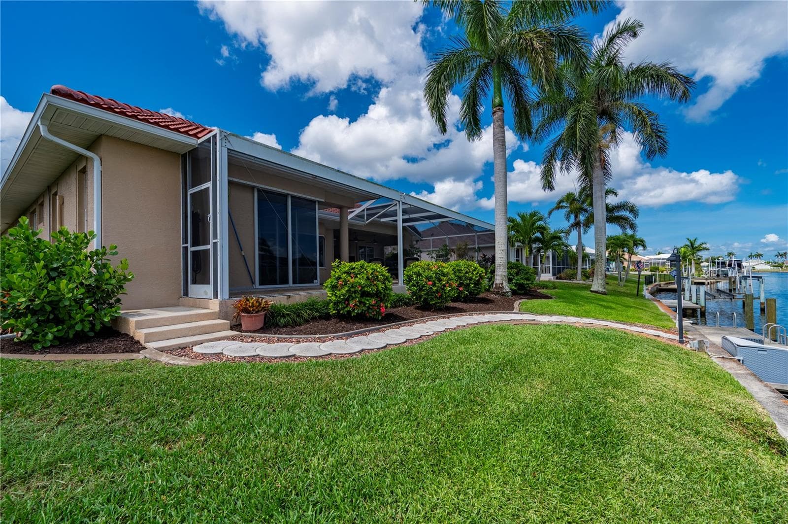 Single Family Residence at 1020 VIA FORMIA, PUNTA GORDA, photo 54 of 80
