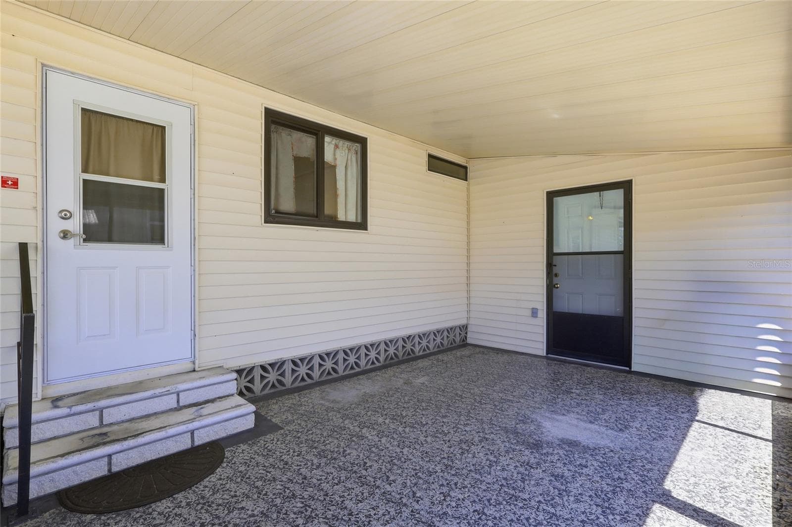 Manufactured Home at 35919 VERANO LN, ZEPHYRHILLS, photo 19 of 23