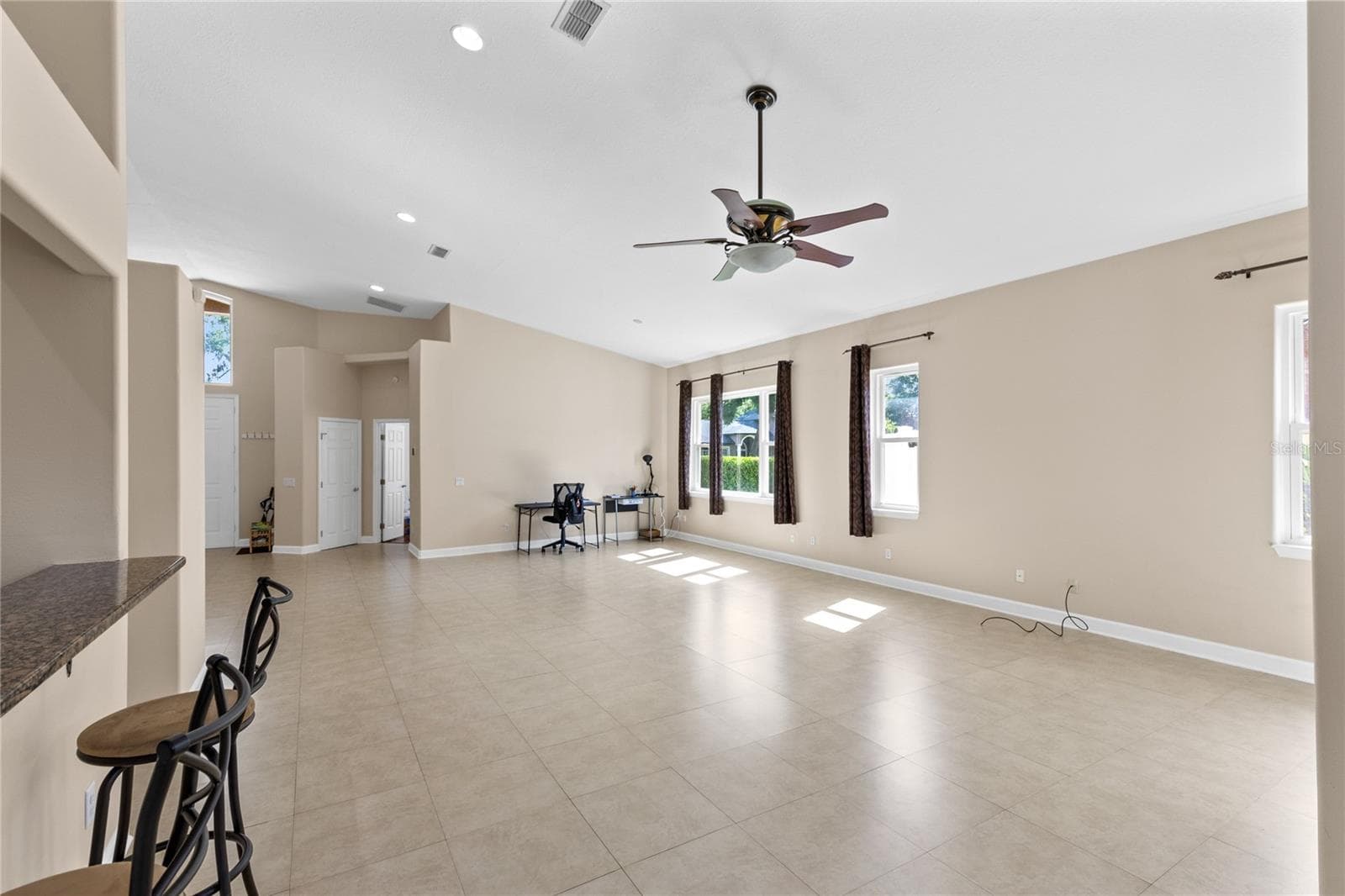 Living Room - 683 OAK HOLLOW WAY, ALTAMONTE SPRINGS