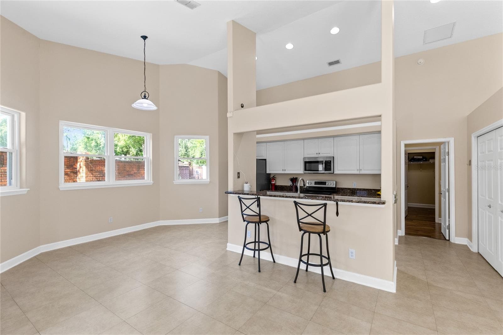Kitchen Nook - 683 OAK HOLLOW WAY, ALTAMONTE SPRINGS