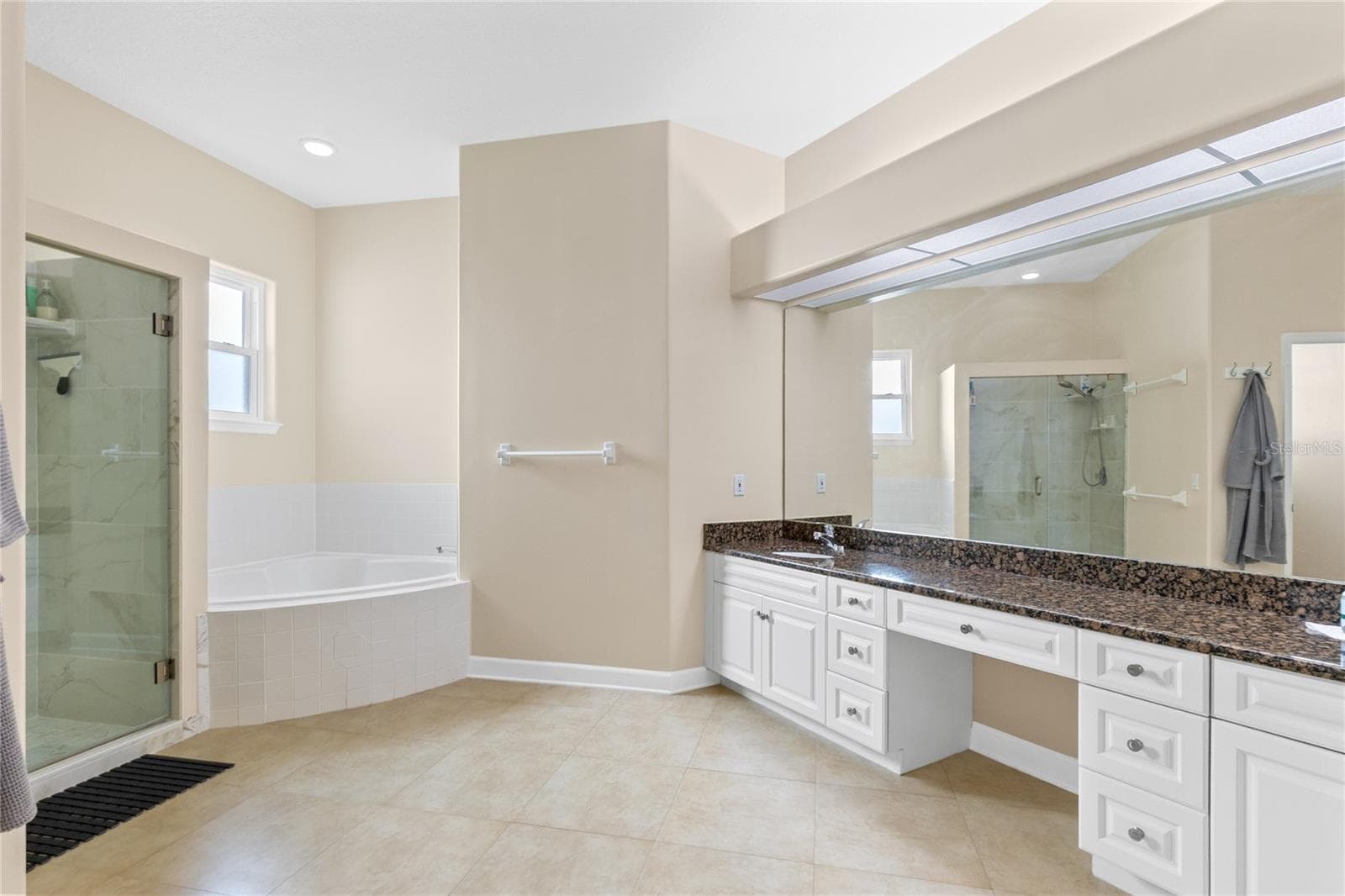 Master Bathroom - 683 OAK HOLLOW WAY, ALTAMONTE SPRINGS